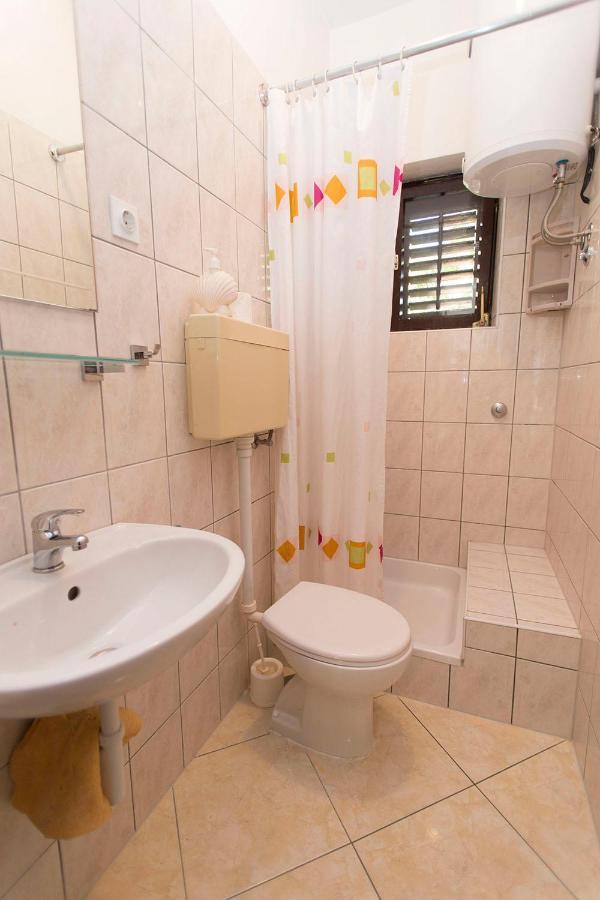 Stanici Beach Apartments Omiš Zewnętrze zdjęcie