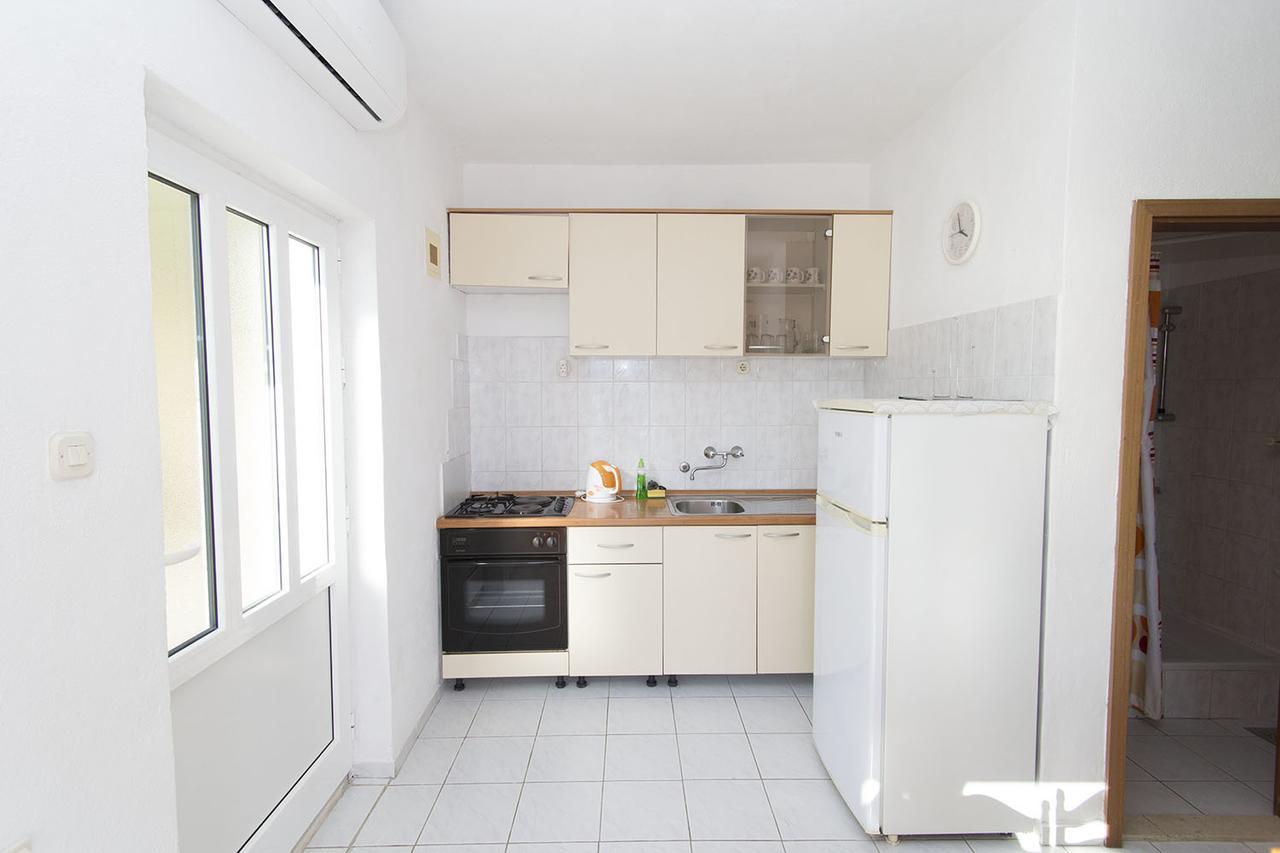 Stanici Beach Apartments Omiš Zewnętrze zdjęcie